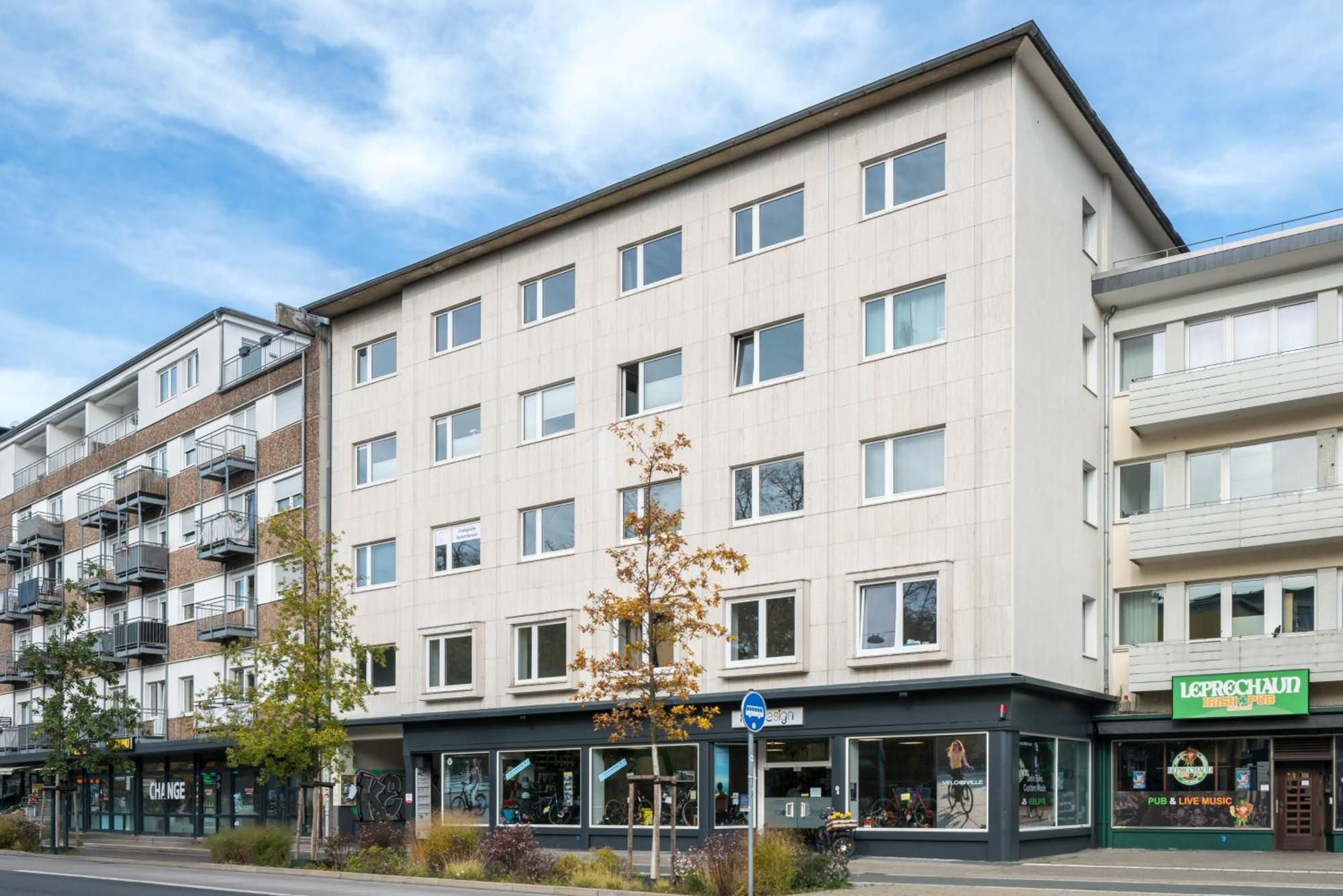 Homely-Apartment Manhattanart, Zentral, Parkplatz, Billard,Ps4, Dart, Balkon 比勒费尔德 外观 照片
