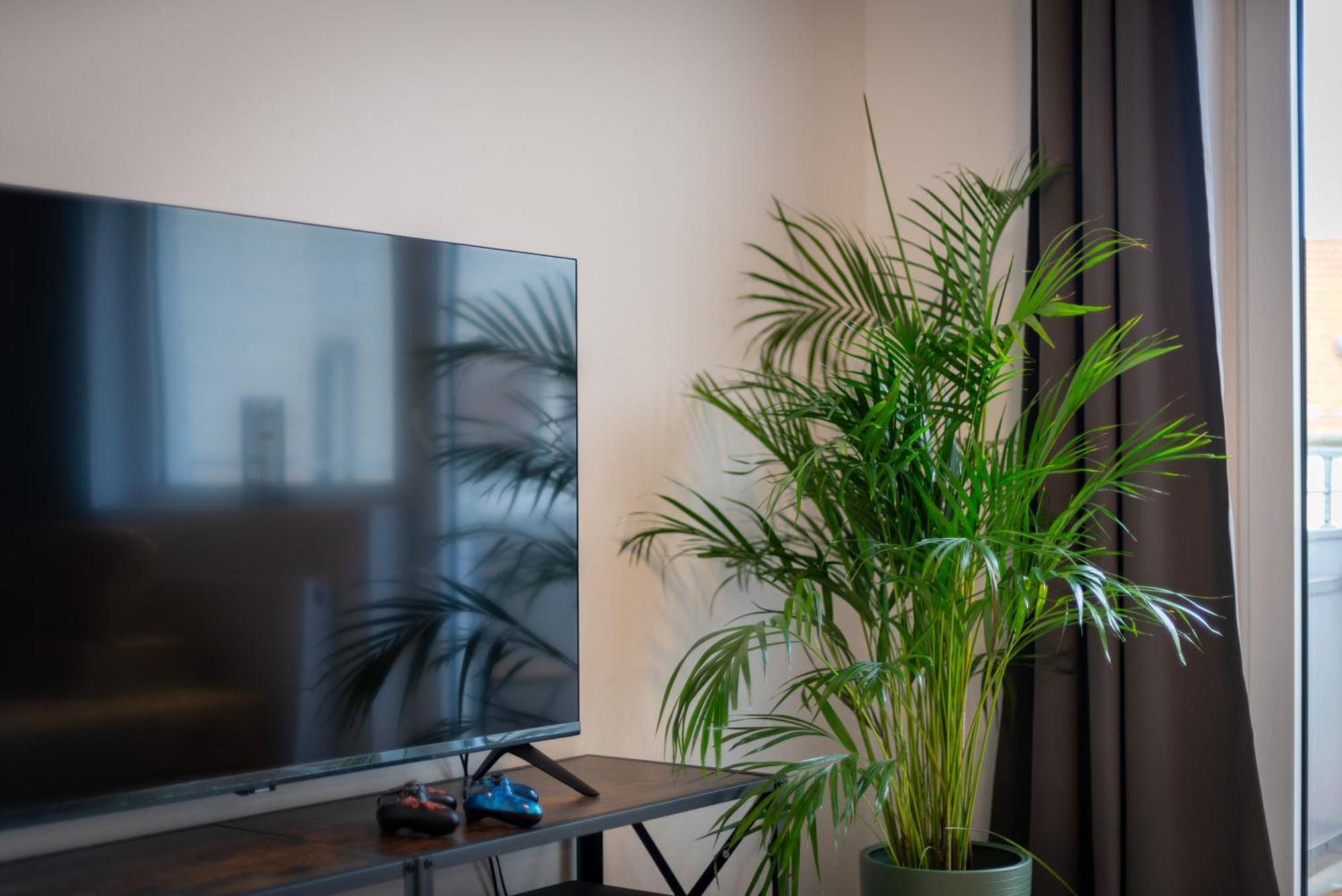 Homely-Apartment Manhattanart, Zentral, Parkplatz, Billard,Ps4, Dart, Balkon 比勒费尔德 外观 照片
